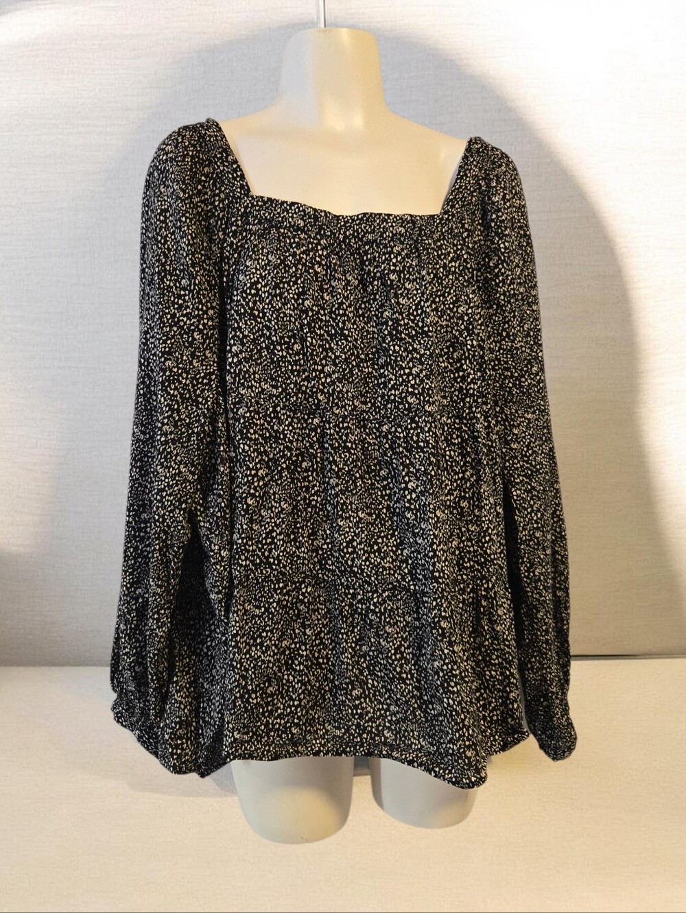 Black Speckled Long Sleeve Peasant‎ Blouse
